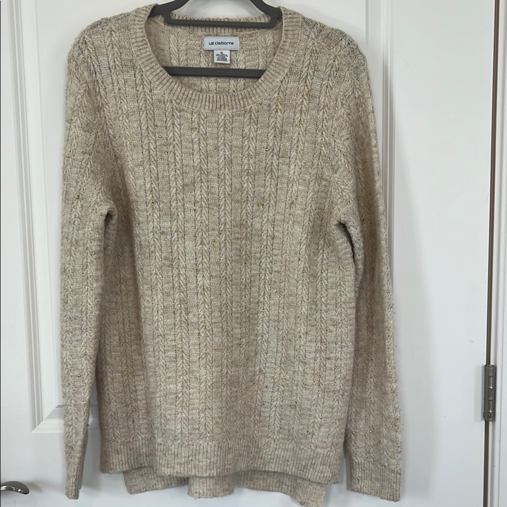 Liz Claiborne Cream Crew Neck Sweater with Ribbed Texture. Beautiful Gold Specs